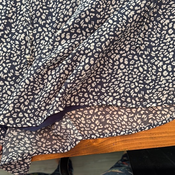Women’s leopard print blue and white blouse xl - Picture 6 of 14